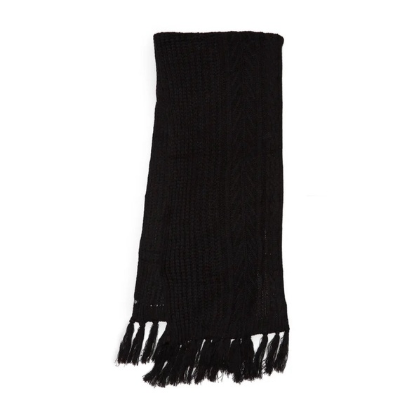 Treasure Bond Black Fringe Cable Knit Scarf - Picture 2 of 4